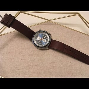 Men's leather band fossil watch